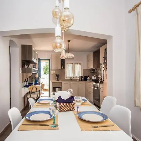 Σπίτι διακοπών House In *