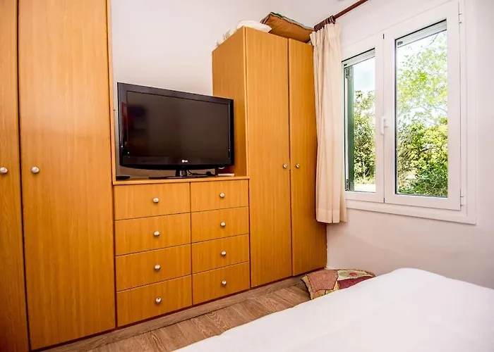 Дом отдыха House In *