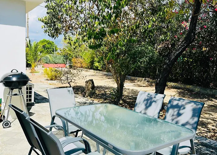 Дом отдыха House In